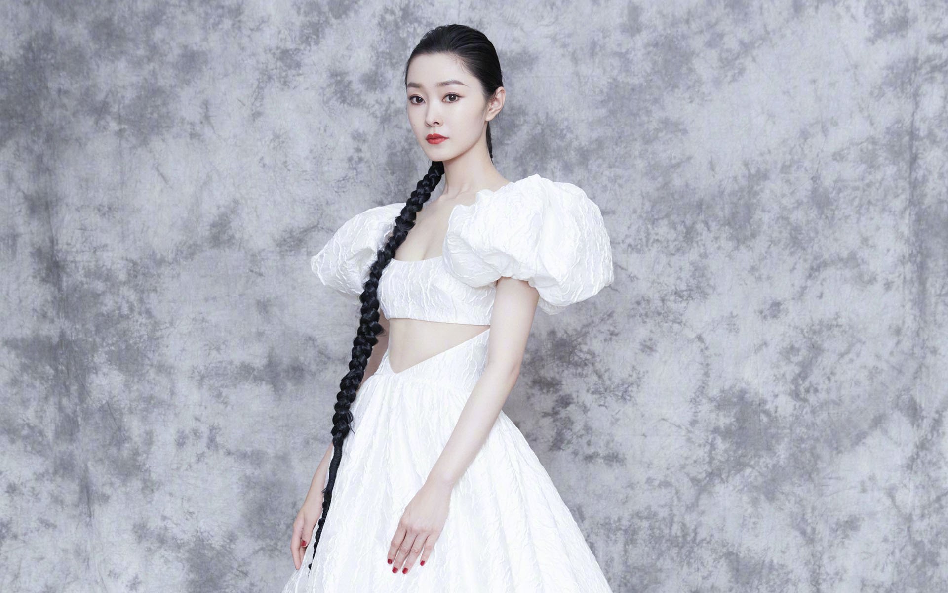 亚眠在热身赛中积累经验,备战下一轮,亚眠逝世是什么意思