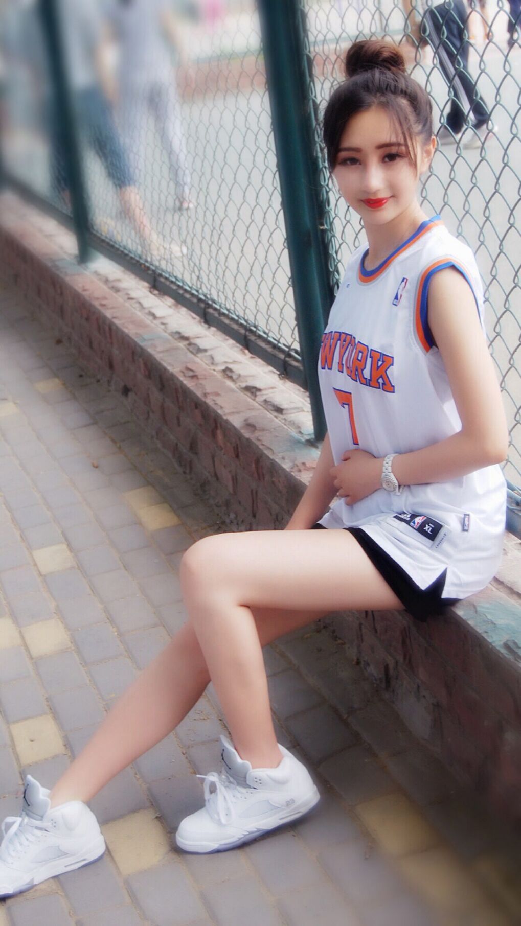 捷克中场助攻连连,球队轻松获胜,捷克队中锋