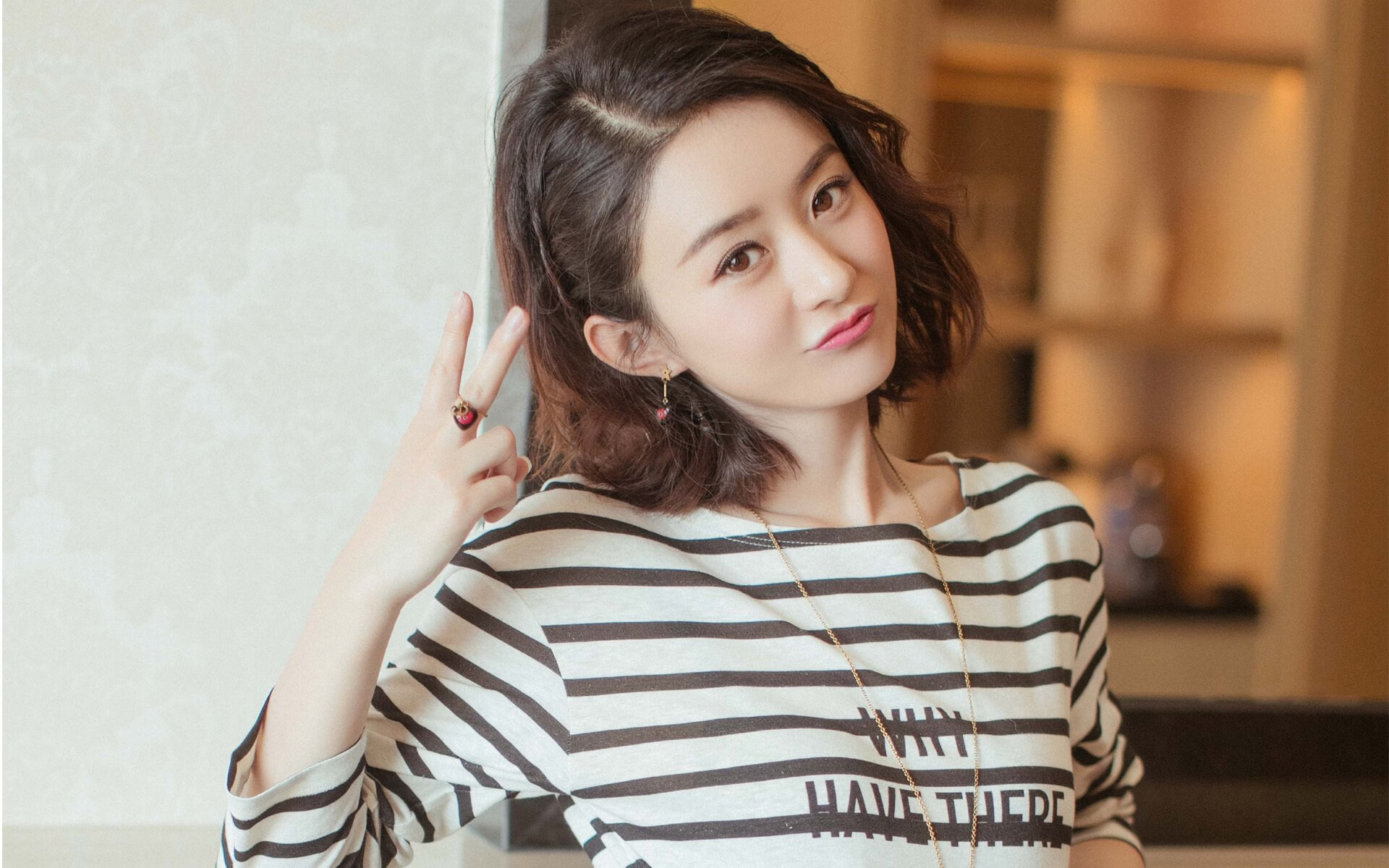 Jiu You-“尼古拉斯·桑特基的精准传球与快速突破，带领美洲狮队走向国际舞台”