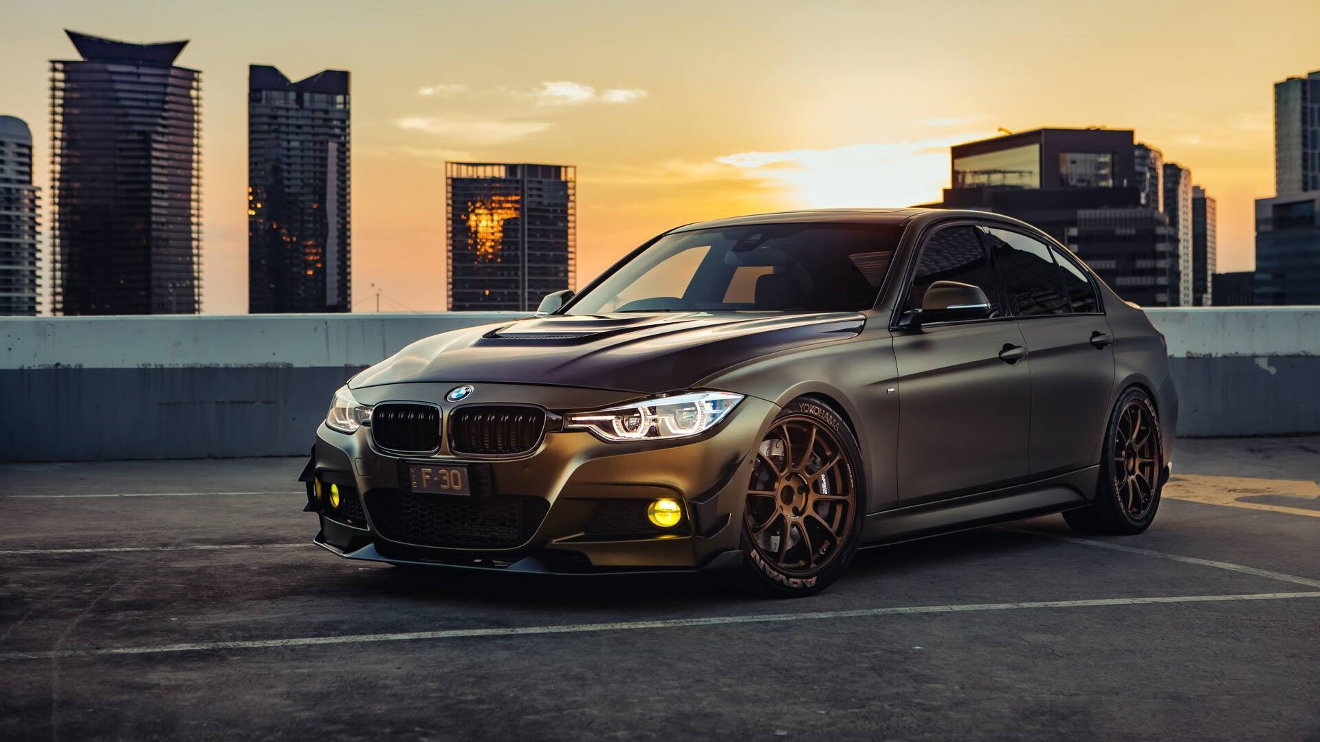 九游下载中心-中国足球联赛打造高频赛后球迷访谈节目，记者采访中国足球球迷