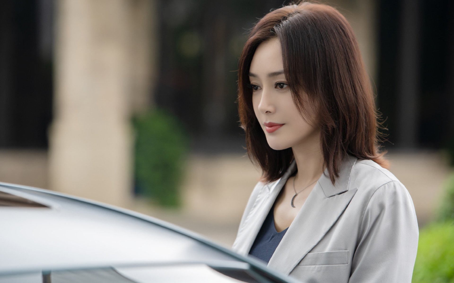 德甲传奇对决:瞬间突破令人惊叹,德甲传奇后卫